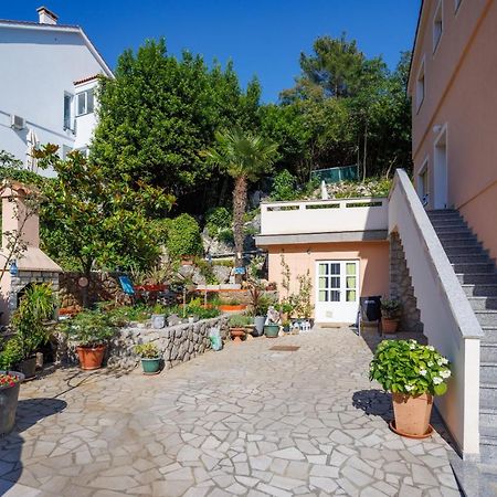 Apartment Studio Close To Sea Кърк Екстериор снимка