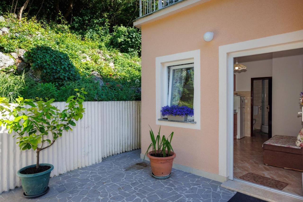 Apartment Studio Close To Sea Кърк Екстериор снимка